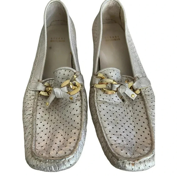 Stuart Weitzman Women's Gold Driving Narrow Width Loafer Shoes Size 7.5 - Picture 5 of 9